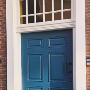 Buitenschilderwerken deur en deurlijst