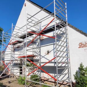 Gevelschilderwerken na grondig reinigen met hogedruk vuilfrees 1